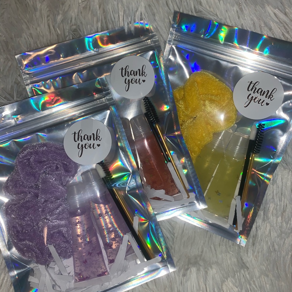 Lip Gloss Bundles❤️